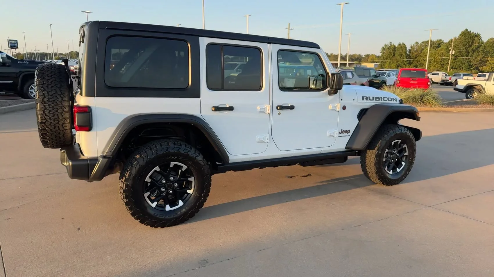 Used 2026 Bright White Clearcoat Jeep Rubicon image 8