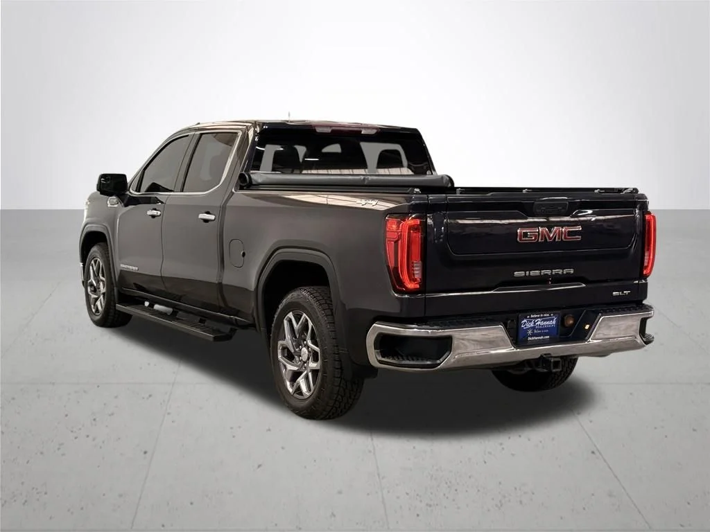 Used 2022 Silver GMC SLT image 12