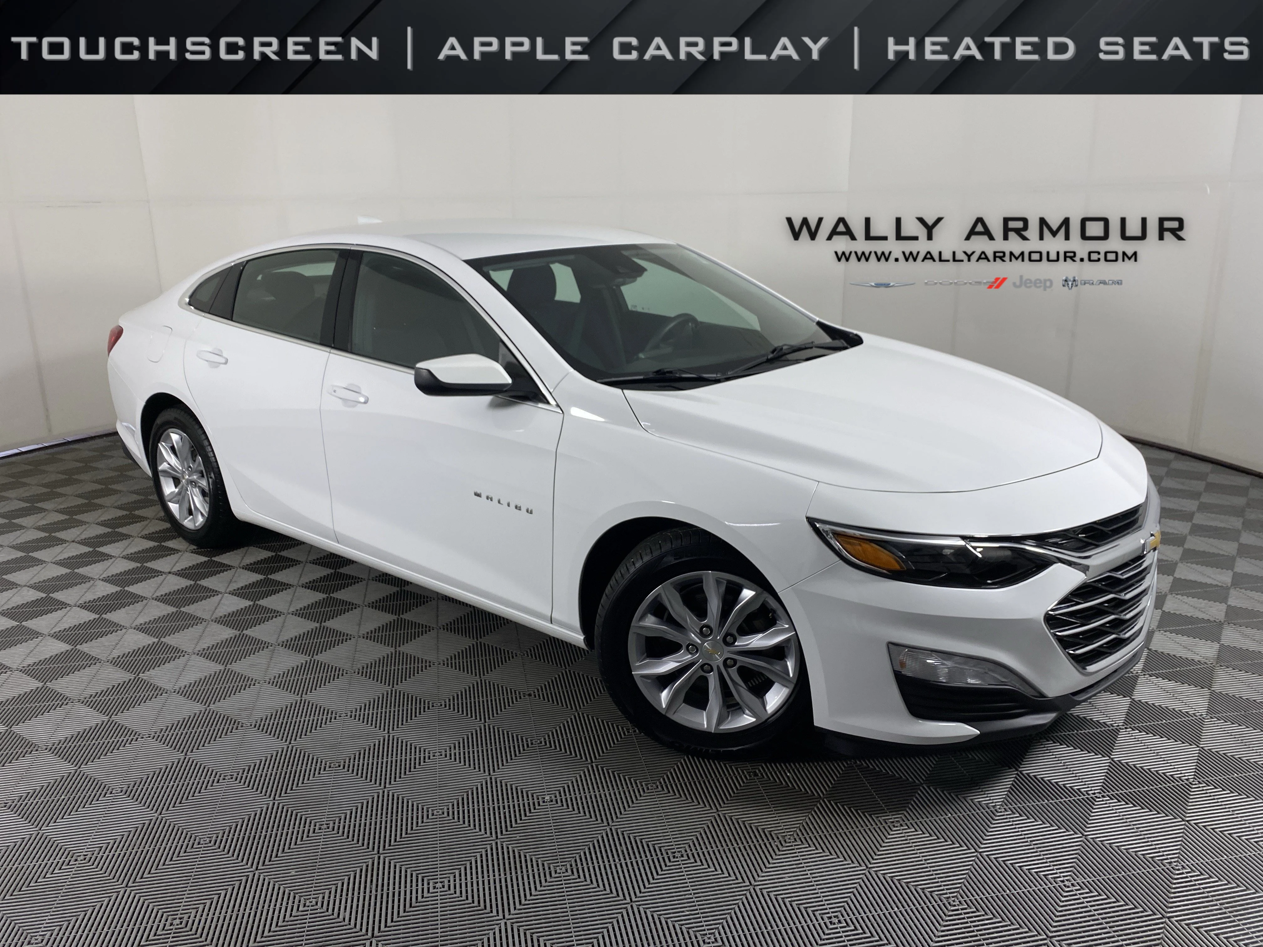 Used 2023 Summit White Chevrolet LT image 1