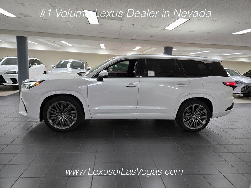New 2026 Wind Chill Pearl Lexus LUXURY AWD image 7