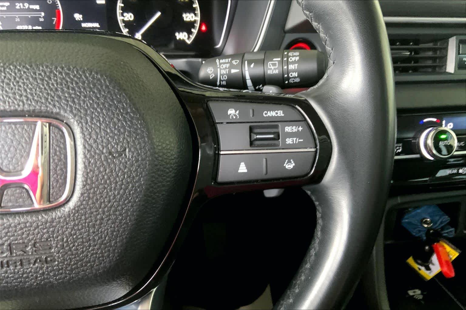 Certified Used 2025 Crystal Black Pearl Honda EX-L image 24