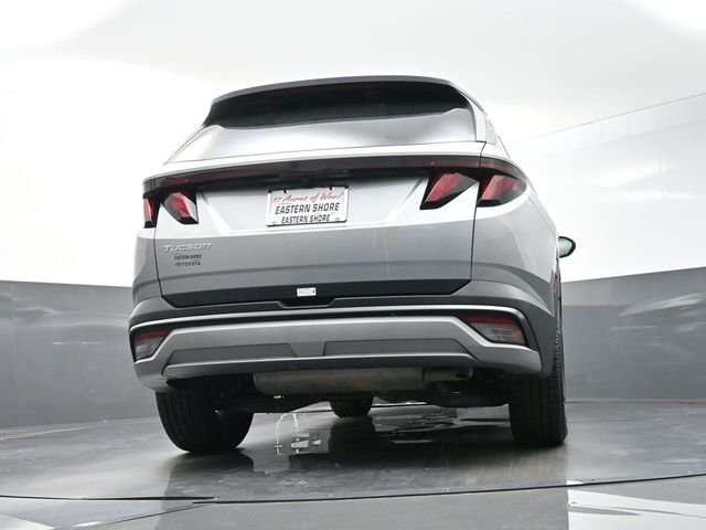 Used 2025 Silver Hyundai SEL image 36
