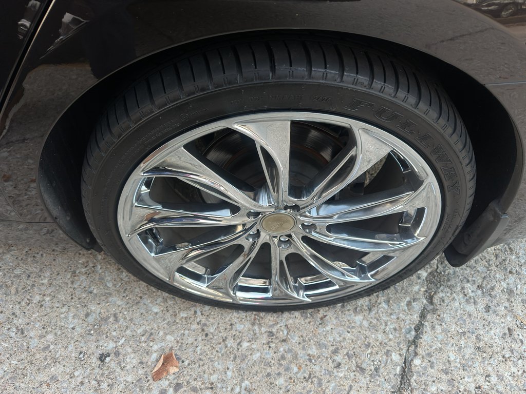 Used 2018 Serengeti Brown Genesis 3.8L image 6
