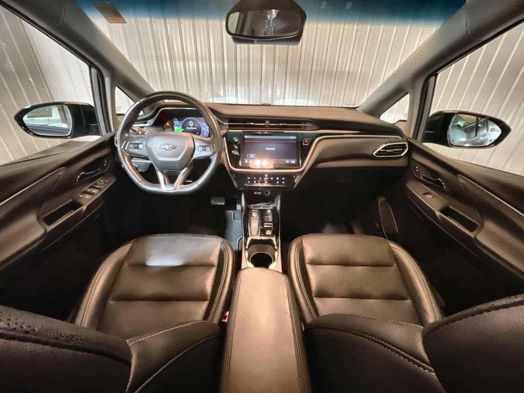 Used 2022 GRAY GHOST METALLIC Chevrolet 2LT image 19