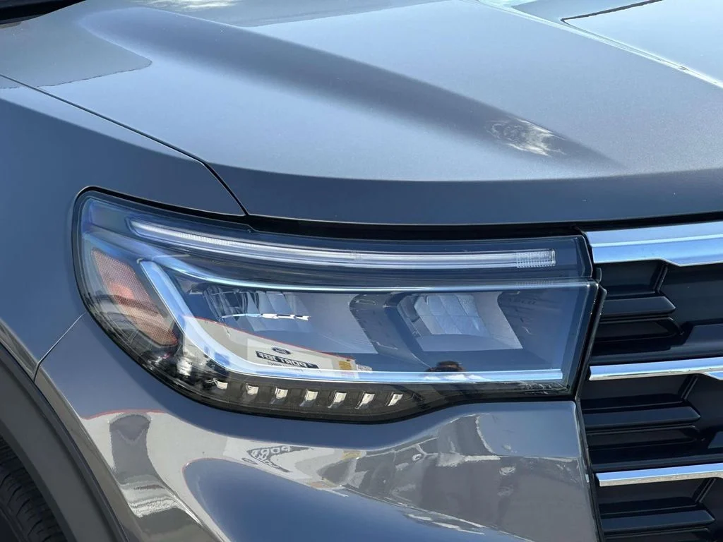Used 2026 Gray Metallic Ford Active image 10