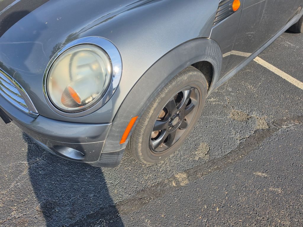 Used 2010 Silver MINI Base image 3