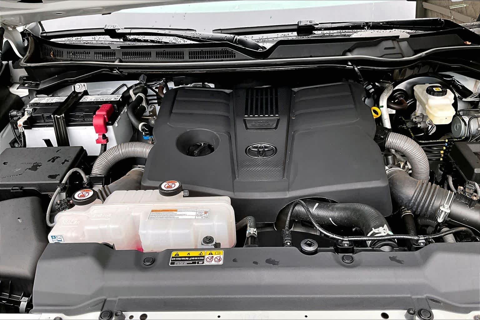 Used 2025 Ice Cap Toyota SR image 32