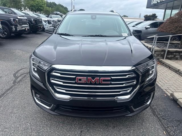 Used 2023 Black GMC SLT image 2