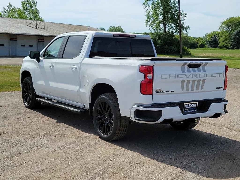 2026 Chevrolet Silverado 1500 RST - Photo 4