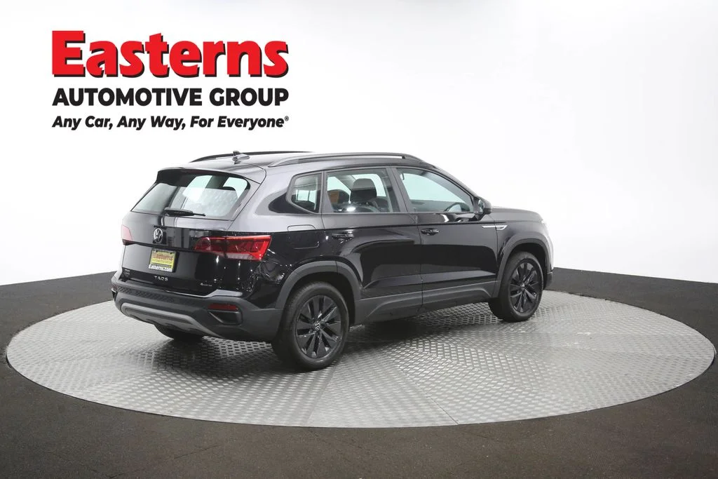 Used 2022 Black Volkswagen 1.5T S image 39