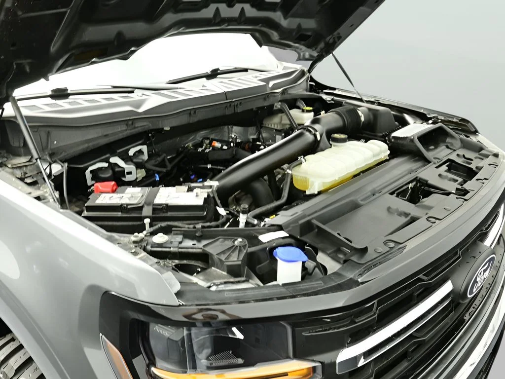Used 2025 Carbonized Grey Metallic Ford XLT image 26