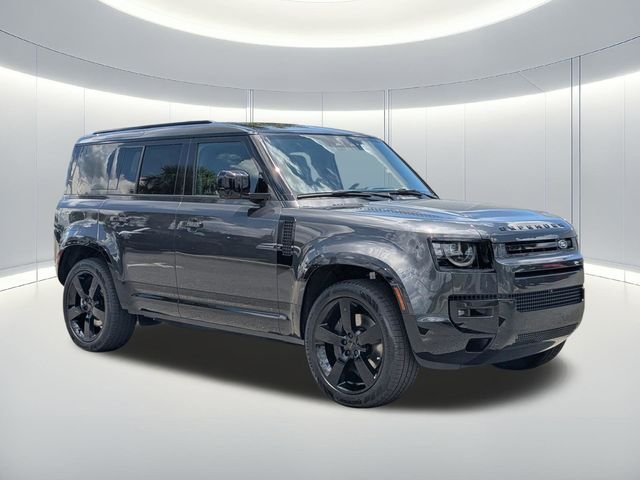 New 2026 Carpathian Grey Land Rover X-Dynamic SE image 7