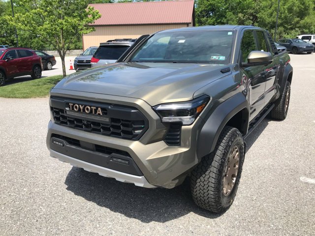 2026 Toyota Tacoma Trailhunter - Photo 4