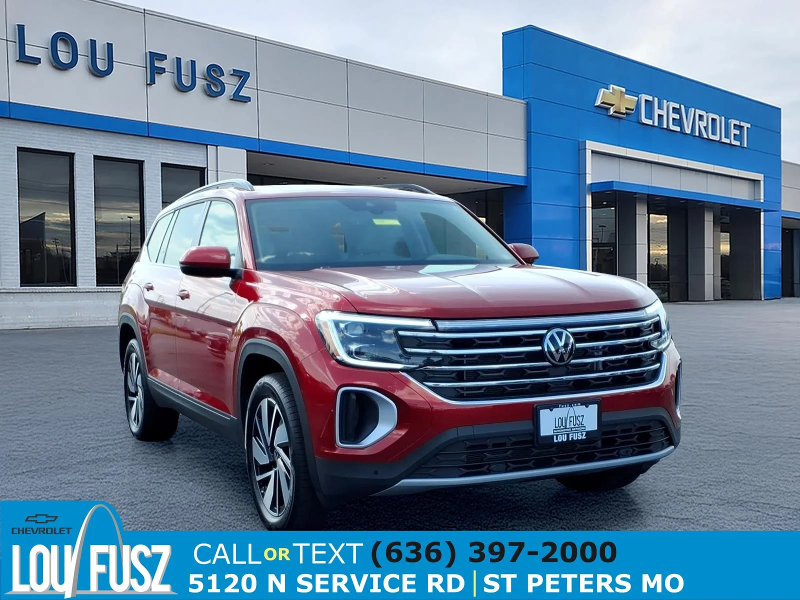 Used 2025 Aurora Red Metallic Volkswagen 2.0T SE with Technology image 1