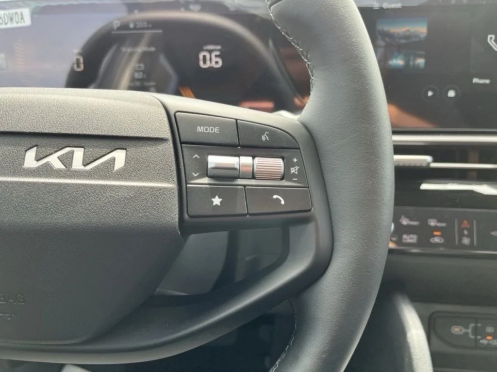 New 2026 Gray Kia EX image 9