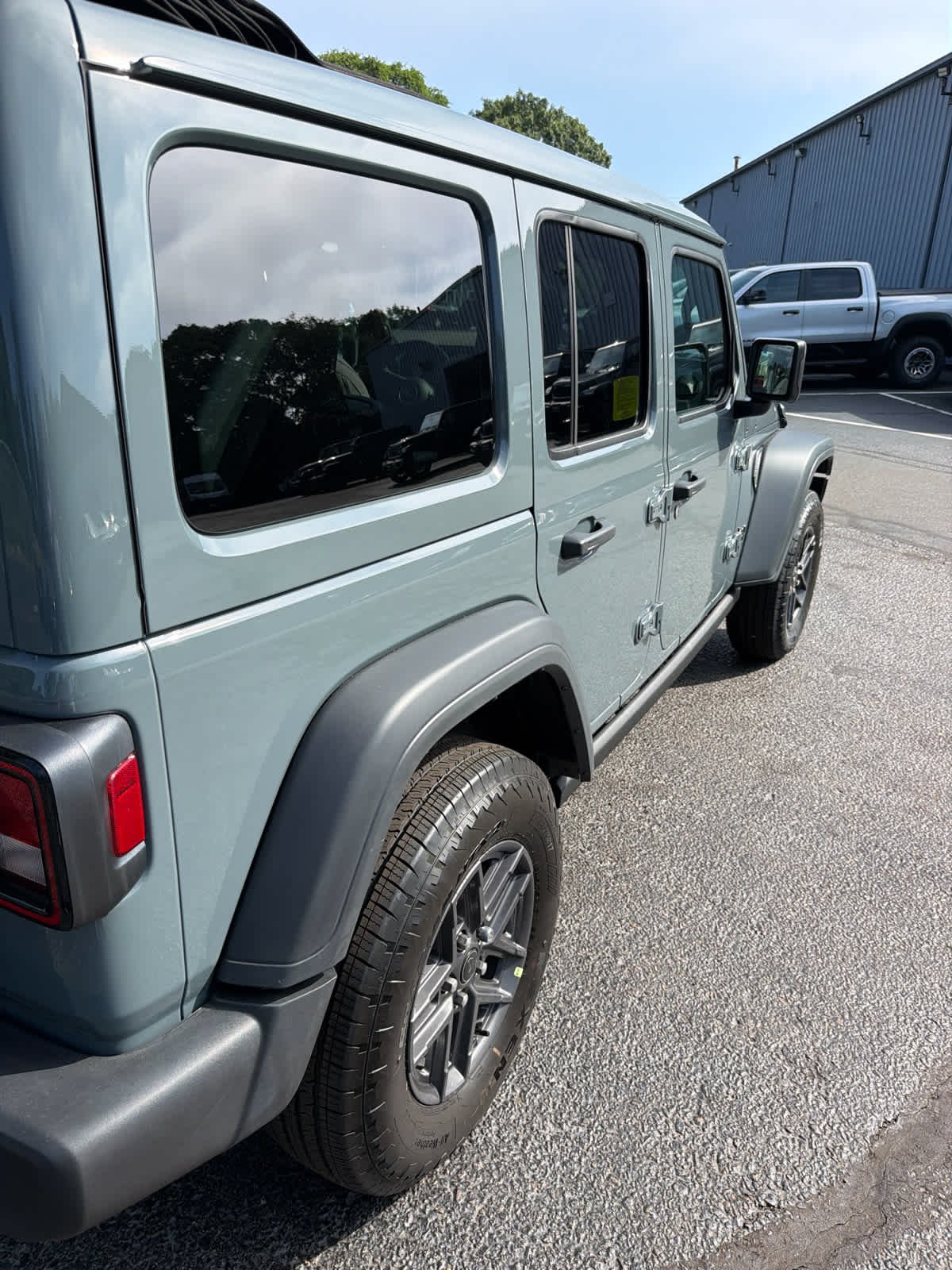 New 2026 Anvil Clearcoat Jeep Sport S image 19