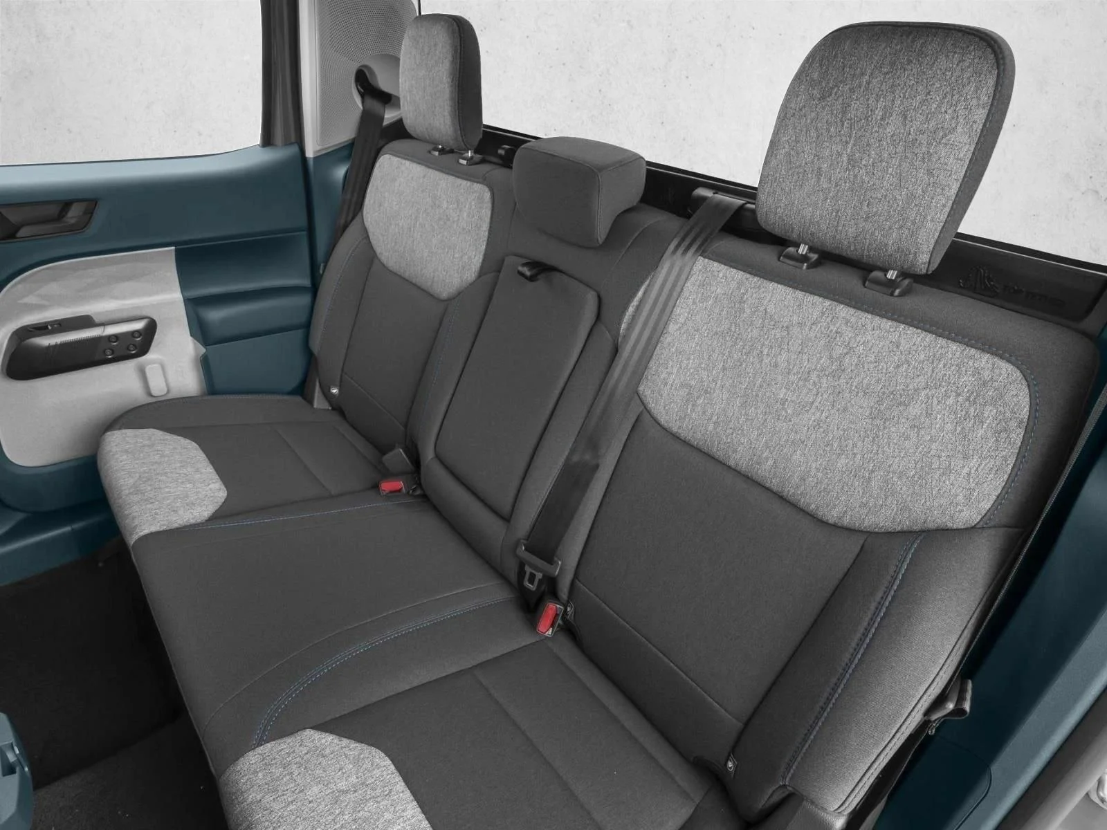 New 2026 Azure Gray Metallic Tri-Coat Ford XLT image 9