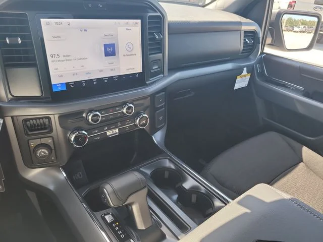 New 2026 Oxford White Ford XLT image 20