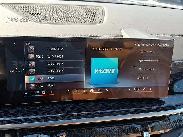 Used 2026 Carbon Black Metallic BMW xDrive40i image 16