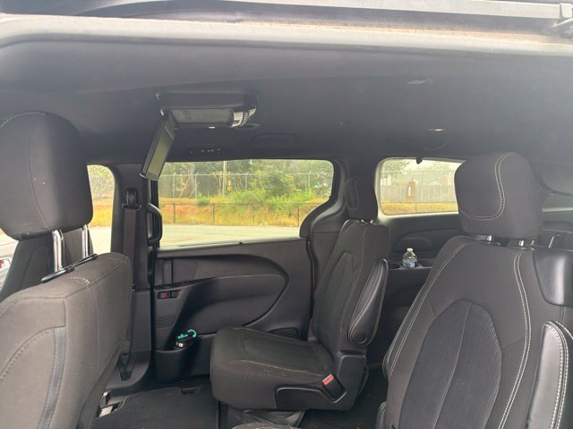 Used 2021 Gray Chrysler Touring image 10
