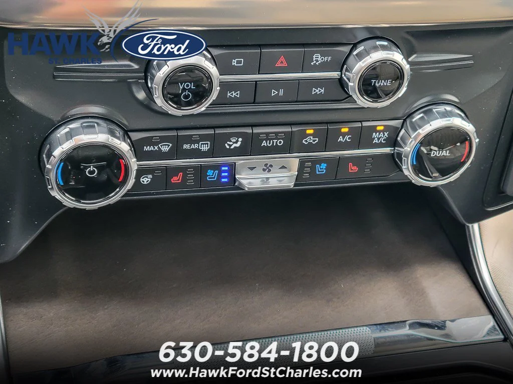 New 2026 Agate Black Metallic Ford Platinum® image 15