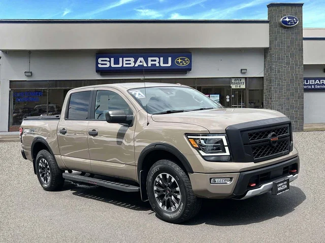 2021 Nissan TITAN Crew Cab PRO-4X 4x4