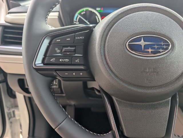 New 2026 CRYSTAL WHITE PEARL Subaru Limited Hybrid image 10