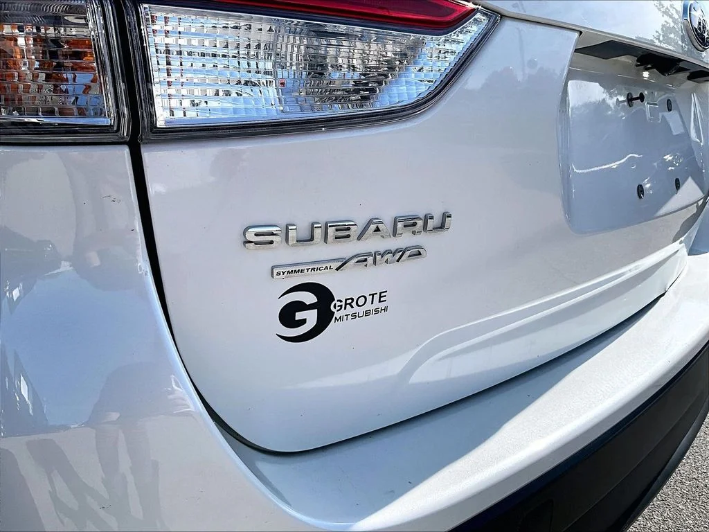 Used 2023 White Subaru Premium image 9