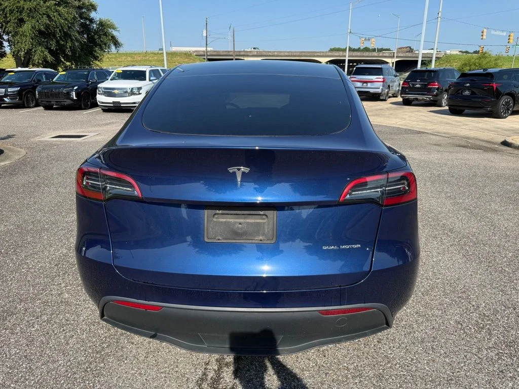 Used 2024 Blue Tesla Long Range image 7