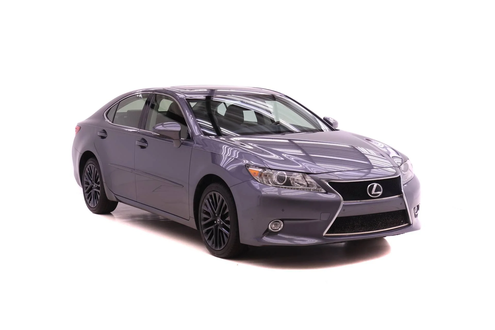 Used 2015 Gray Lexus 350 image 2