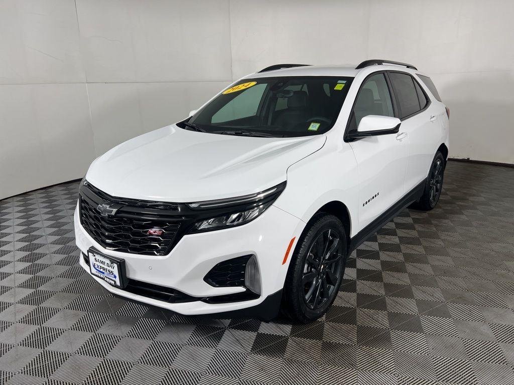 Used 2024 Summit White Chevrolet RS image 16