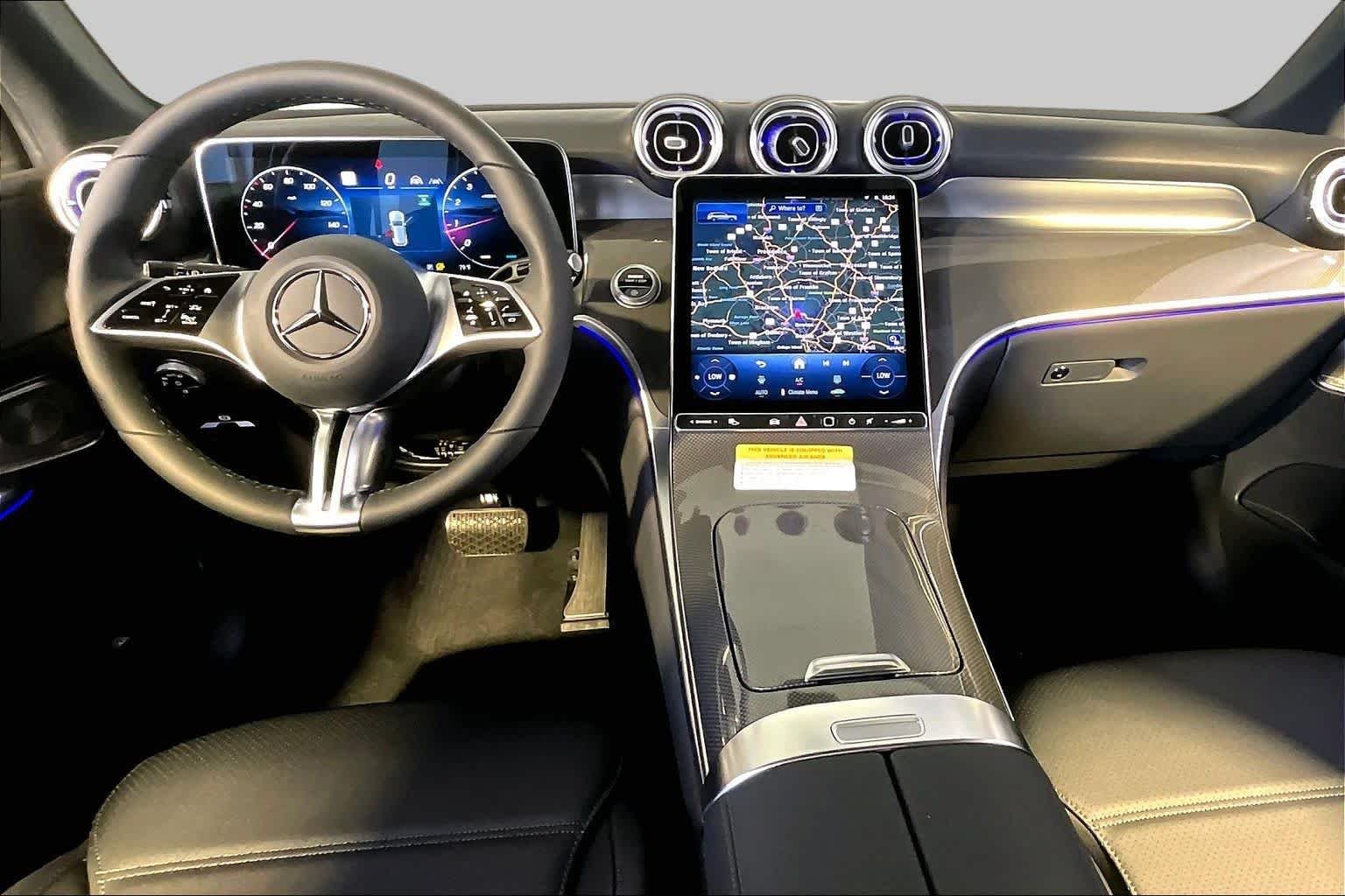 New 2027 Graphite Grey Metallic Mercedes-Benz GLC 300 image 7