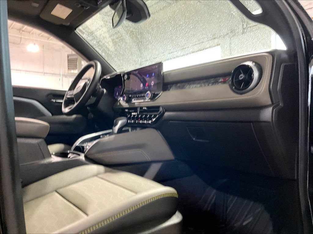 Used 2025 Black Chevrolet ZR2 image 14