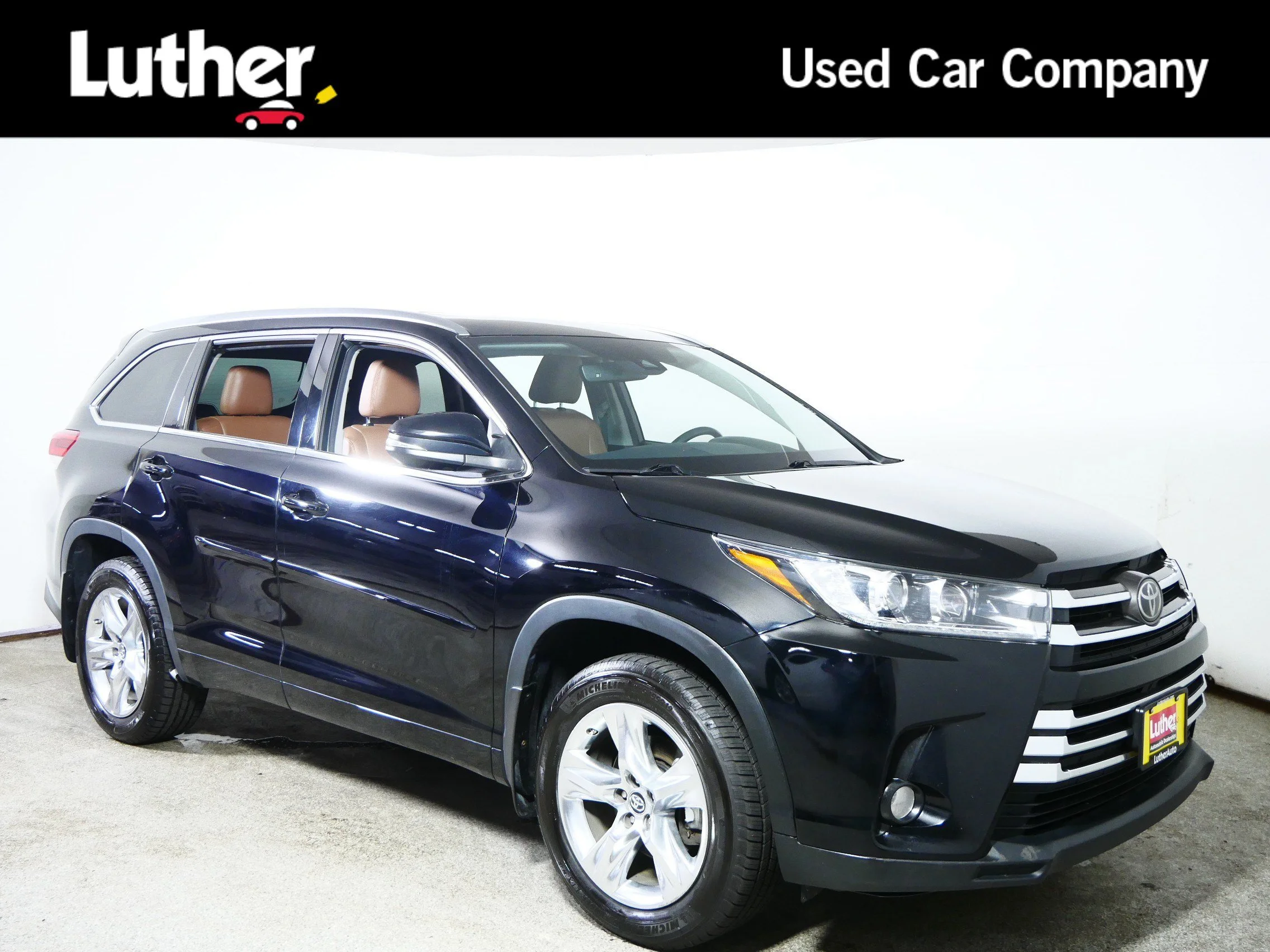 Used 2017 Midnight Black Metallic Toyota Limited image 1