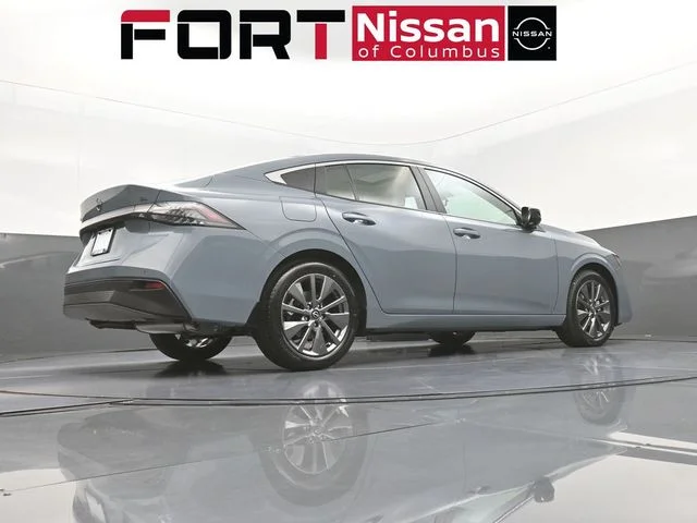 New 2026 Gray Nissan SL image 39