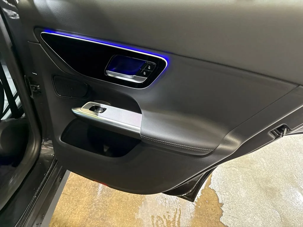 New 2027 Graphite Grey Metallic Mercedes-Benz GLC 300 image 15