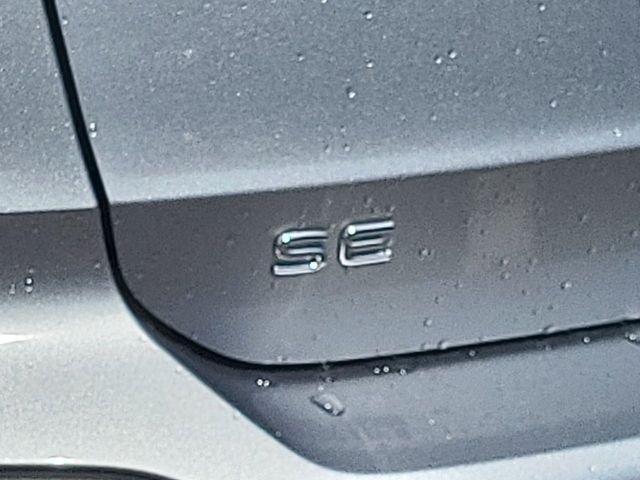 New 2024 Silver Volkswagen 1.5T SE image 16