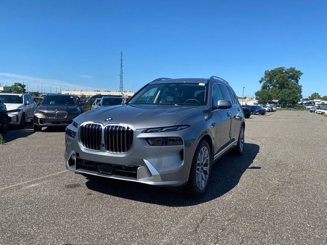 2027 BMW X7 xDrive40i