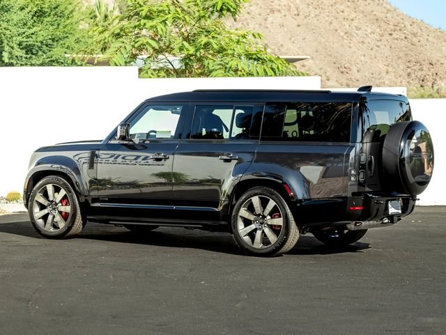 New 2026 Carpathian Grey Land Rover X image 9