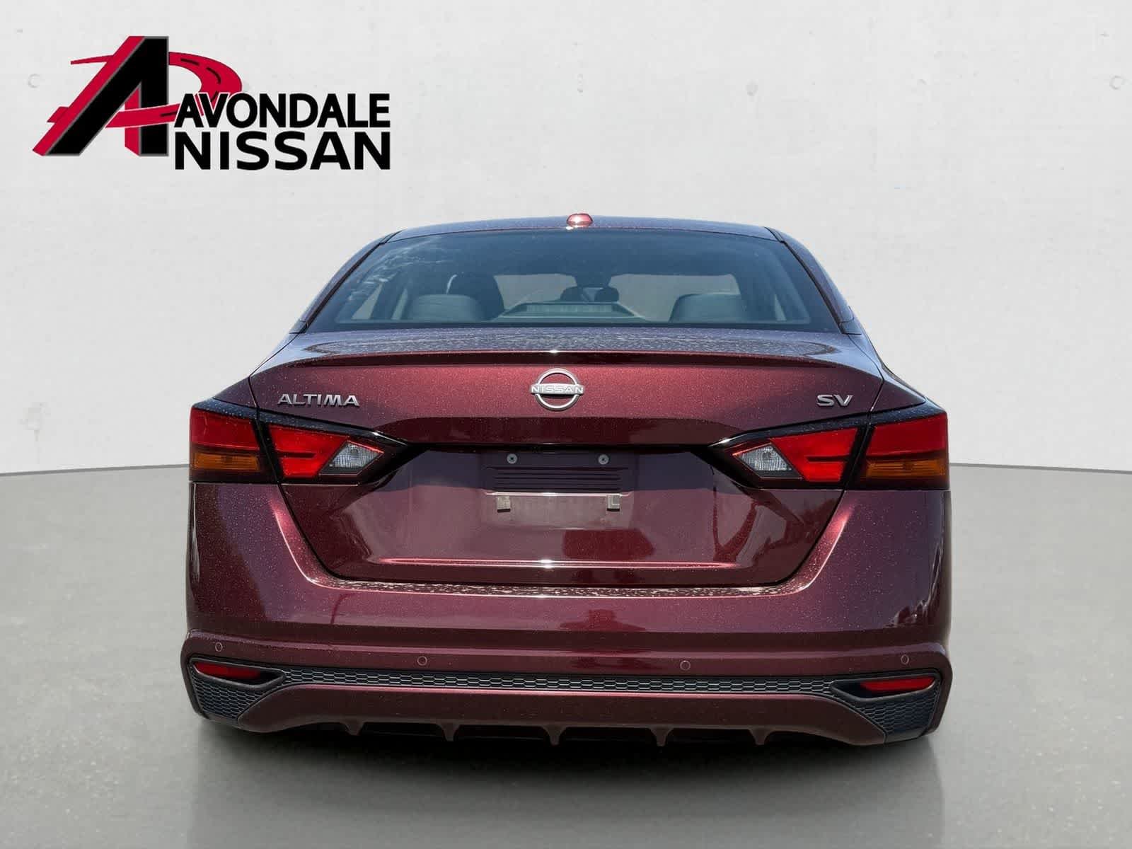 Certified Used 2024 Garnet Pearl Metallic Nissan 2.5 SV image 5