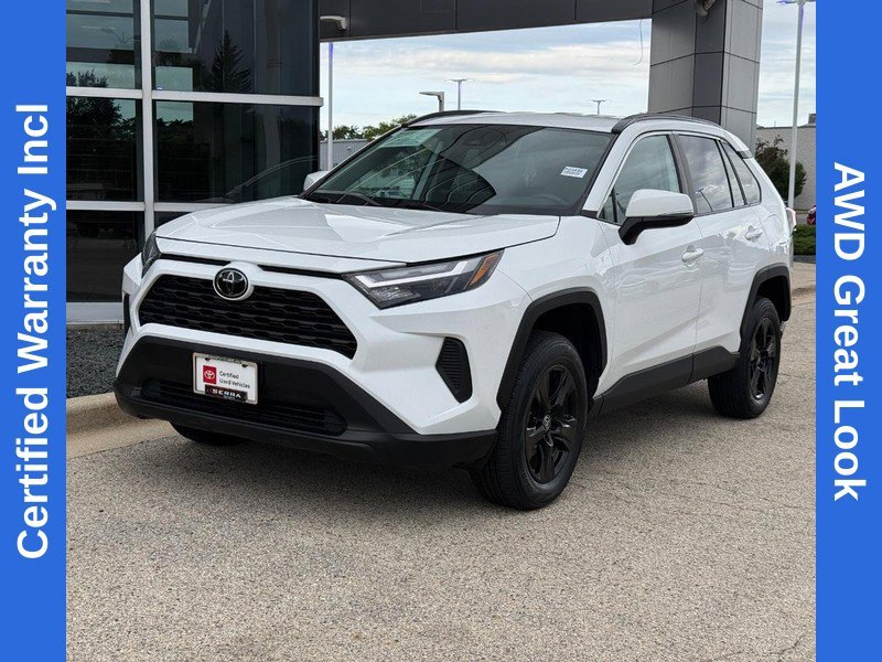 Used 2023 Ice Toyota XLE image 7