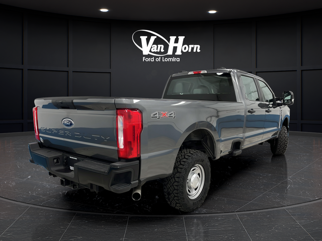 Used 2025 Carbonized Gray Metallic Ford XL image 7