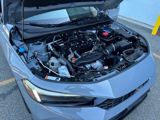 Used 2025 Urban Gray Pearl Honda  image 18