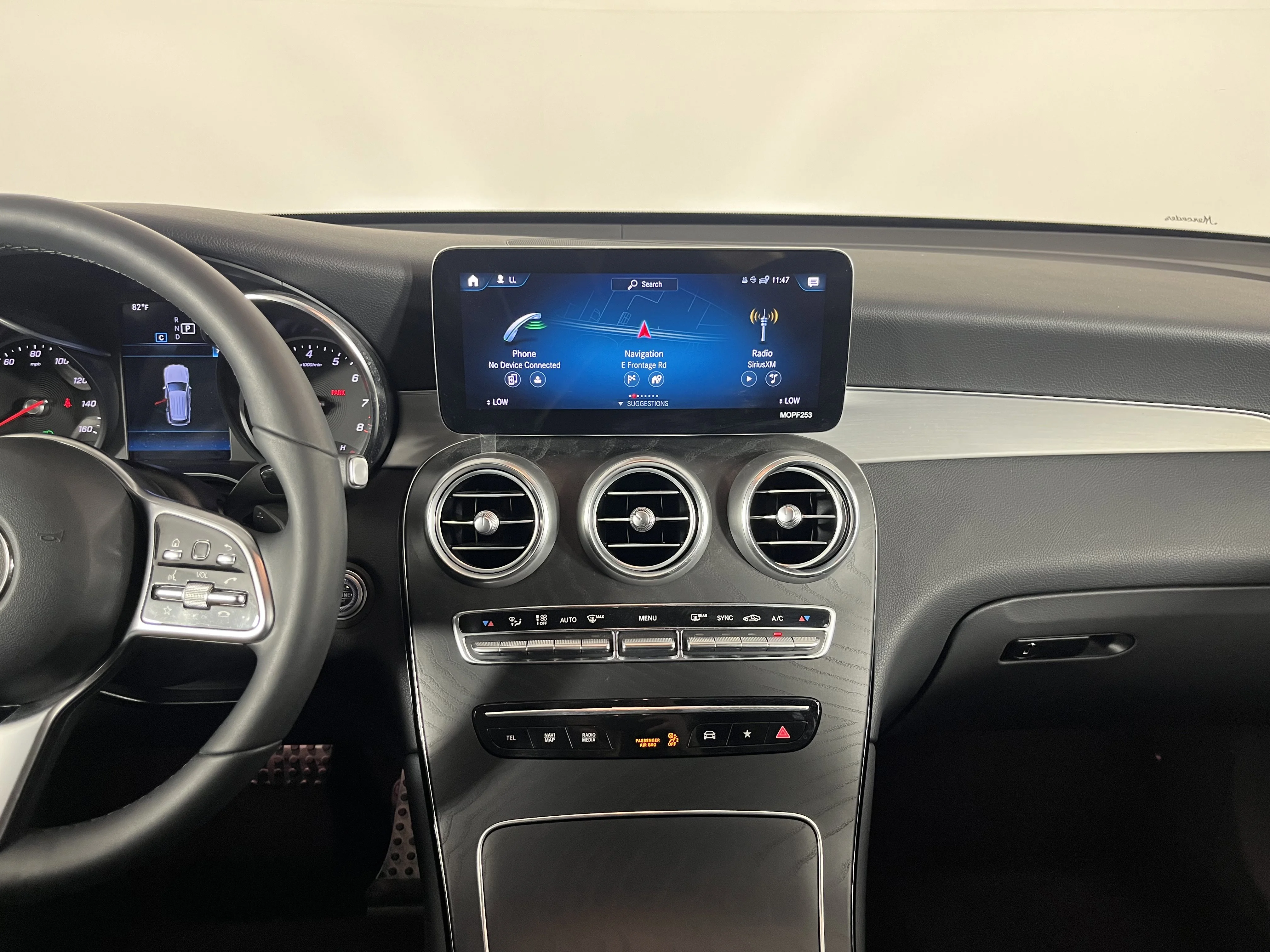 Used 2022 Black Mercedes-Benz GLC 300 image 14