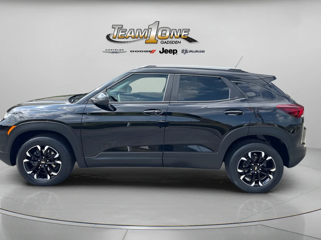 Used 2021 Mosaic Black Metallic Chevrolet LT image 6
