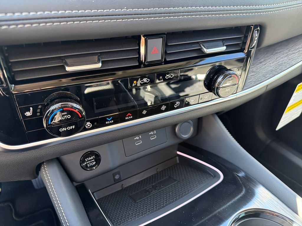 New 2026 Nissan Rogue Platinum 4D Sport Utility