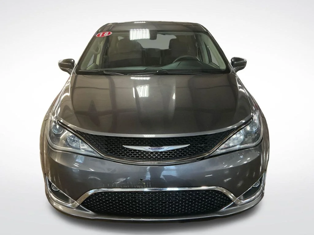 Used 2018 Gray Chrysler Touring Plus image 9