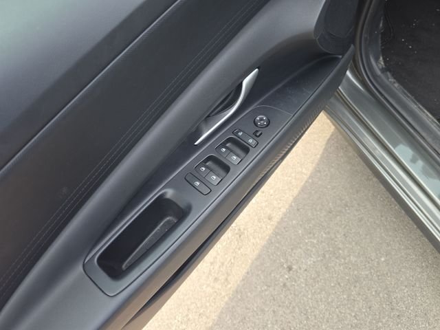 Used 2025 Gray Hyundai SE image 11