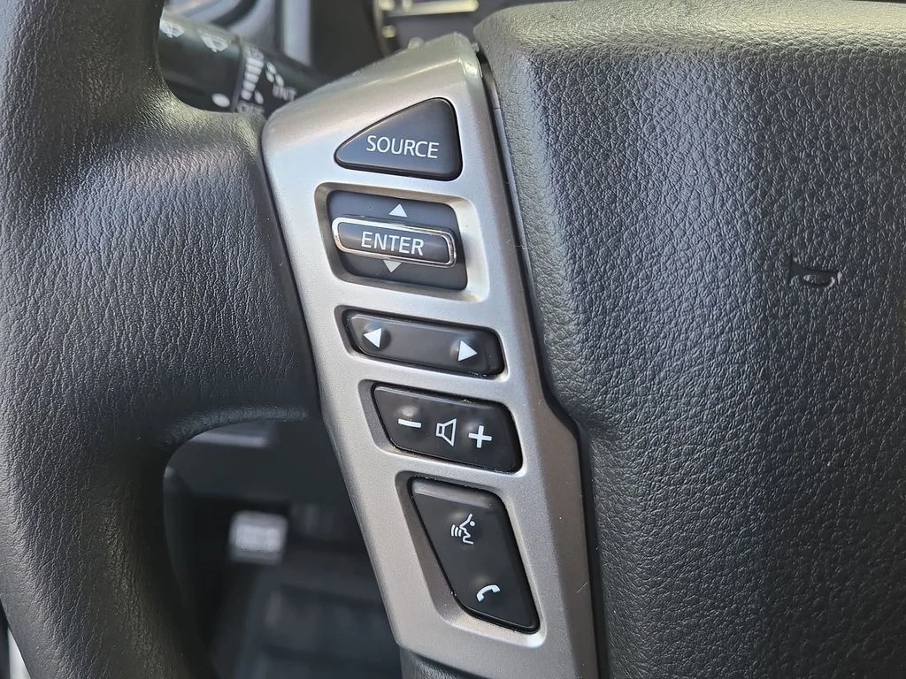 Used 2022 Glacier White Nissan SV image 49