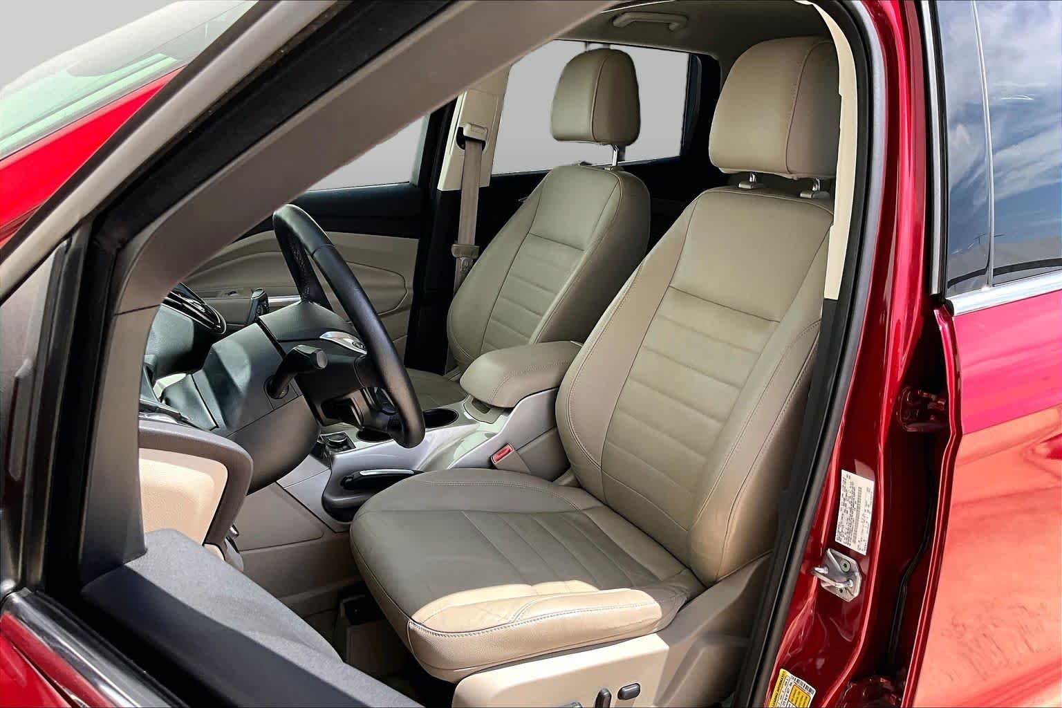 Used 2013 Ruby Red Ford SEL image 8